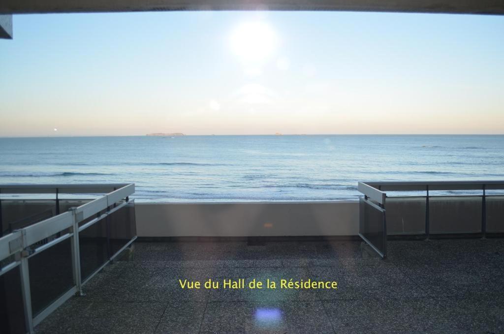 Appartement les pieds dans l'eau - Résidence sur la plage Saint-Malo Extérieur photo